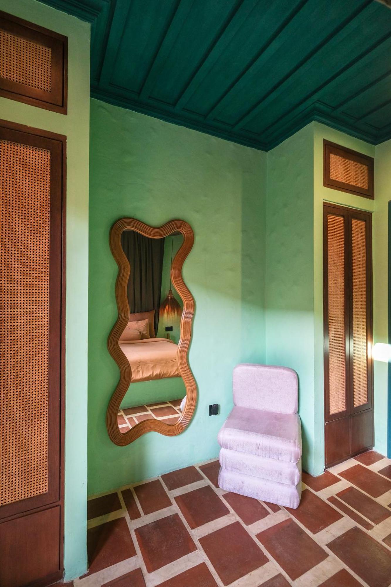 El Barrio Boutique Hotel & Bar Canggu Værelse billede
